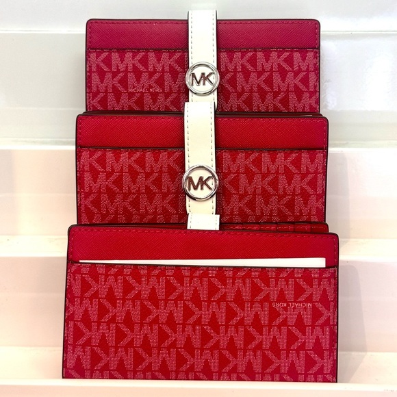 Michael Kors Greenwich Medium Signature Logo Wallet Dark Raspberry Multi (NWT) - Picture 6 of 7
